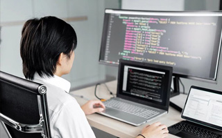 巴中 api php源码,下载的php源码怎么运行呢？